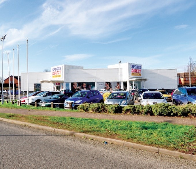 6-8 Hamburg Way, Kings Lynn for sale - Building Photo - Image 3 of 4