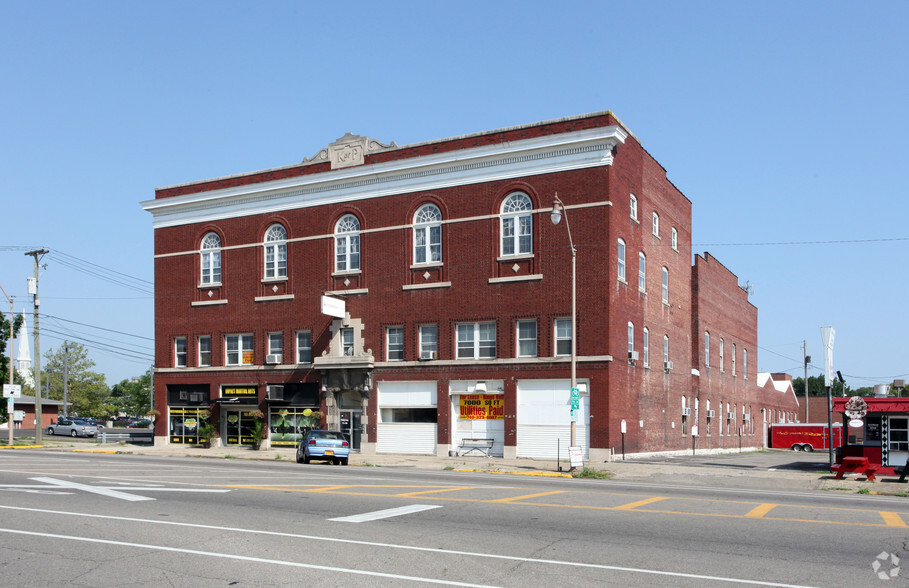 102-108 E Main St, Newark, OH for sale - Primary Photo - Image 1 of 1