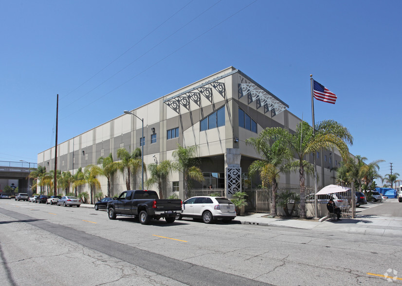 2423 E 23rd St, Los Angeles, CA for rent - Building Photo - Image 1 of 4