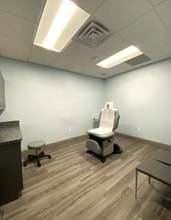 788 S Watters Rd, Allen, TX to rent Interior Photo- Image 2 of 20