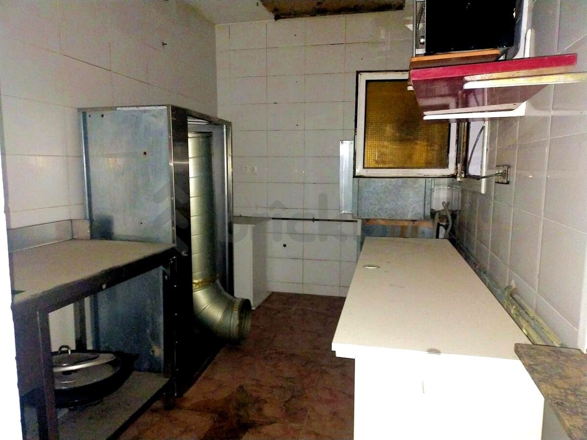 Barcelona, BAR 08027 - Unit - -  - Interior Photo - Image 1 of 4