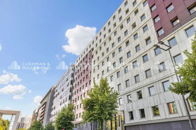24 Boulevard De Pesaro, Nanterre to rent - Building Photo - Image 1 of 19