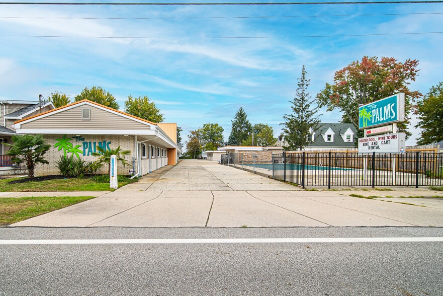 5169 Lake Rd E, Geneva, OH for sale - Building Photo - Image 2 of 34