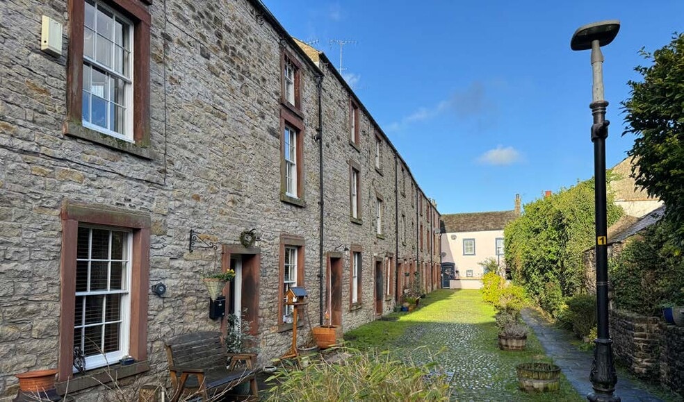 70A-70B Main St, Cockermouth for sale - Building Photo - Image 3 of 13