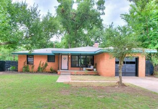 1224 Leslie Ln, Norman, OK for sale Primary Photo- Image 1 of 2