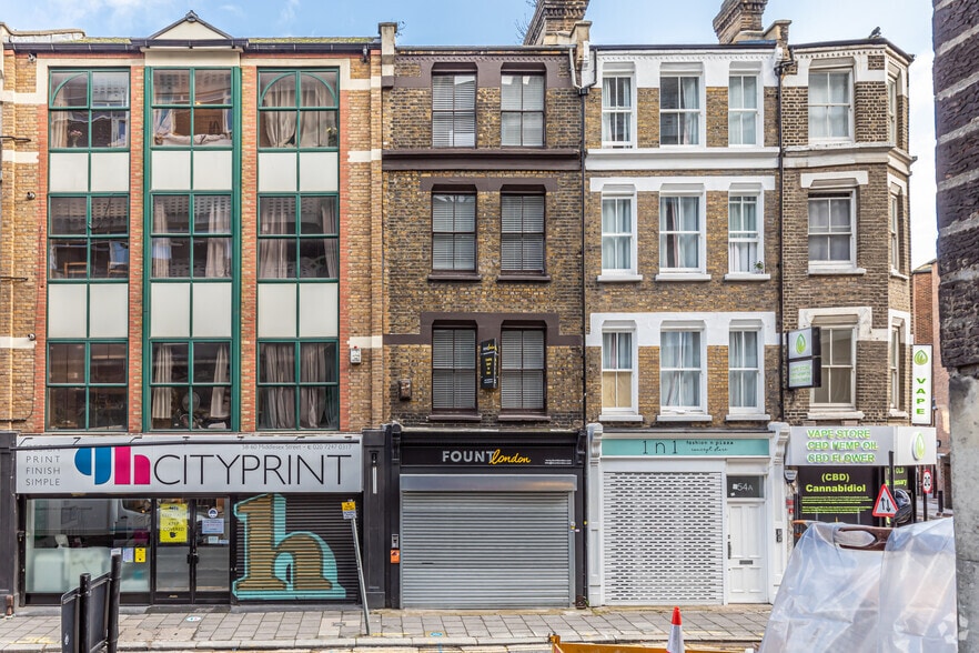 56 Middlesex St, London to rent - Primary Photo - Image 1 of 3
