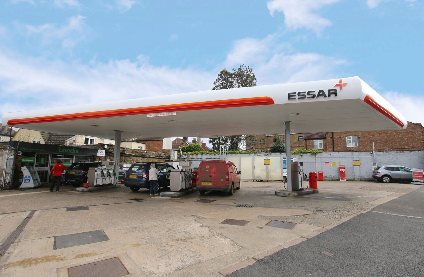 13 Melton Rd, Oakham, LE15 6AX - Essar Oakham Service Station - Retail ...