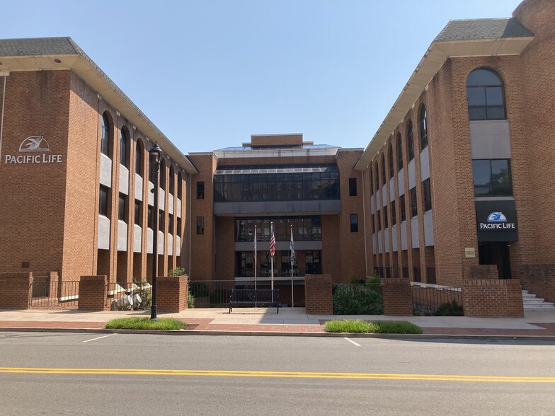 700 Main St, Lynchburg, VA for rent - Building Photo - Image 1 of 3