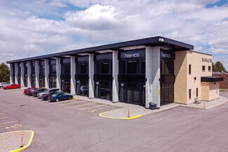 More details for 2310 St Laurent Blvd, Ottawa, ON - Light Industrial to Rent