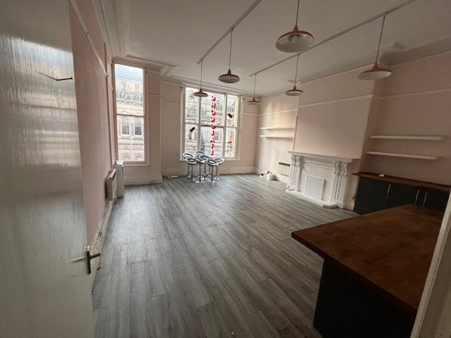 8 Thurland St, Nottingham to rent Interior Photo- Image 1 of 3