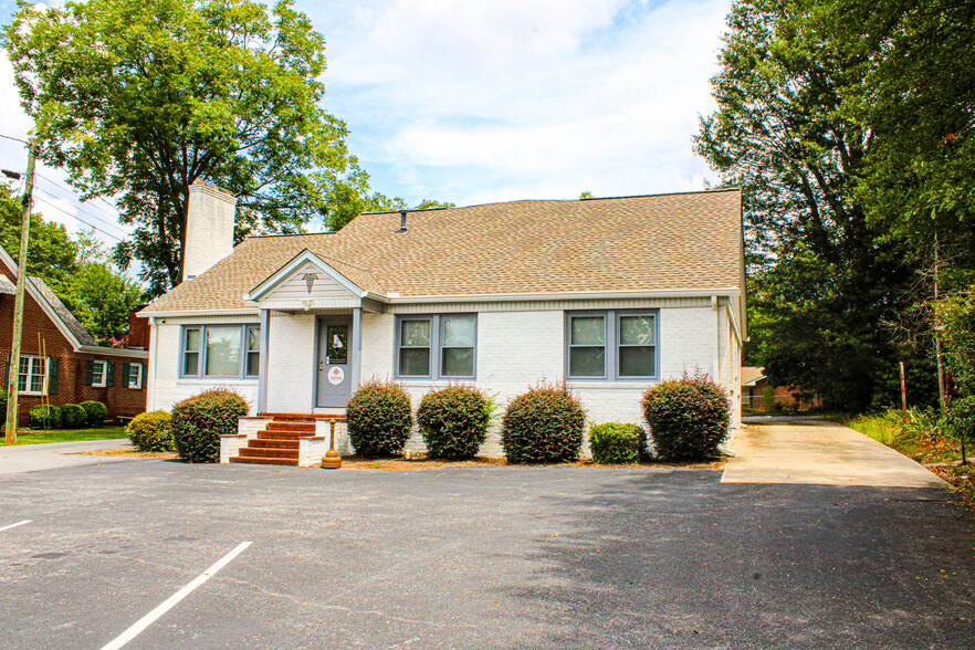 1399 Big A Rd, Toccoa, GA for sale - Building Photo - Image 1 of 11