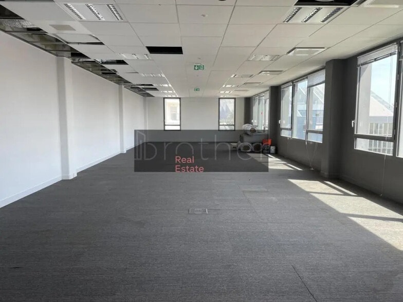 Office in Bordeaux to rent - Interior Photo - Image 1 of 3