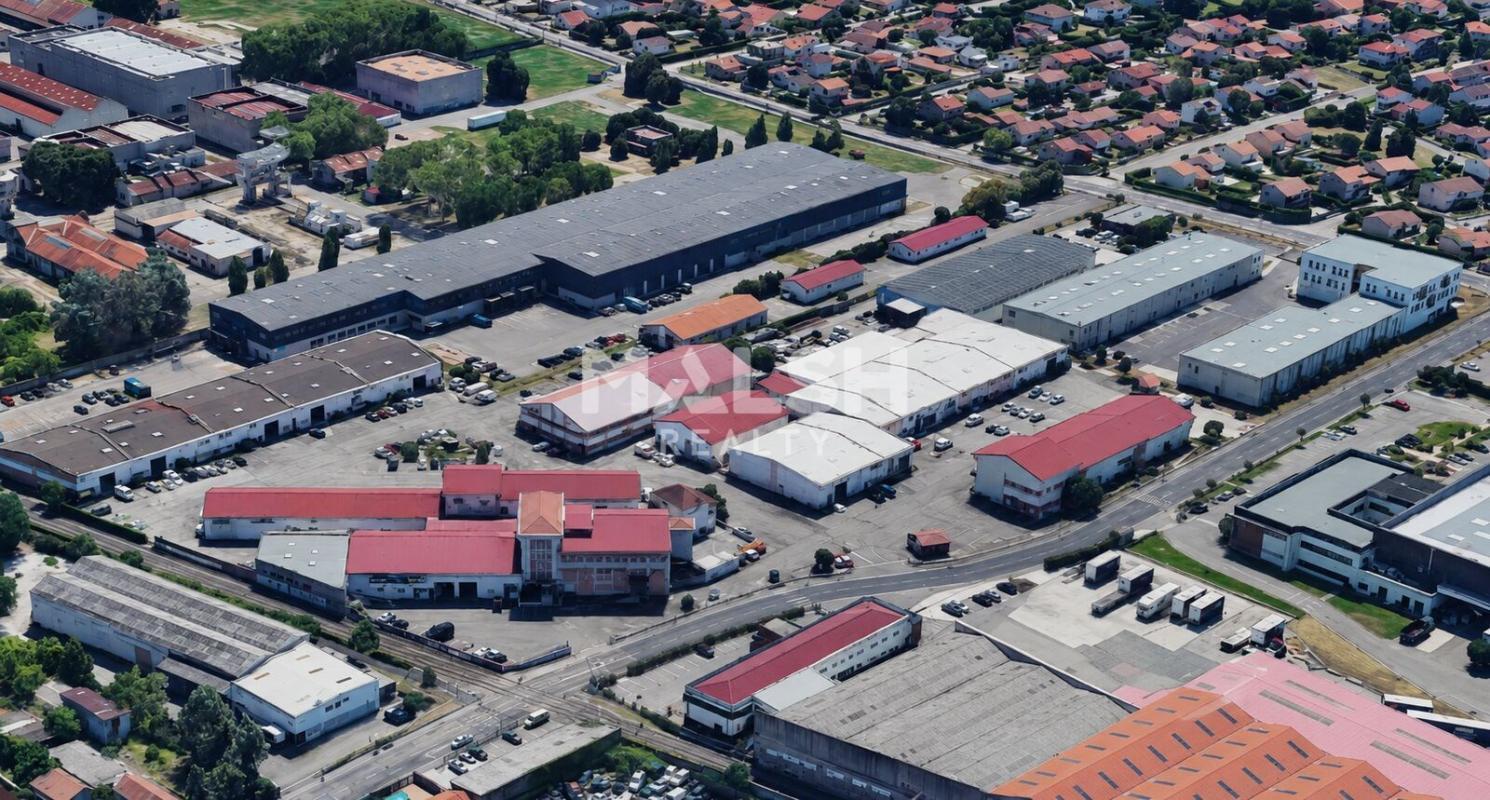 Light Industrial in Décines-Charpieu to rent Aerial- Image 1 of 24