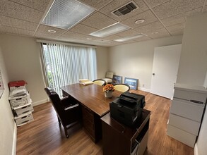 1300 N Federal Hwy, Boca Raton, FL for rent Interior Photo- Image 2 of 3