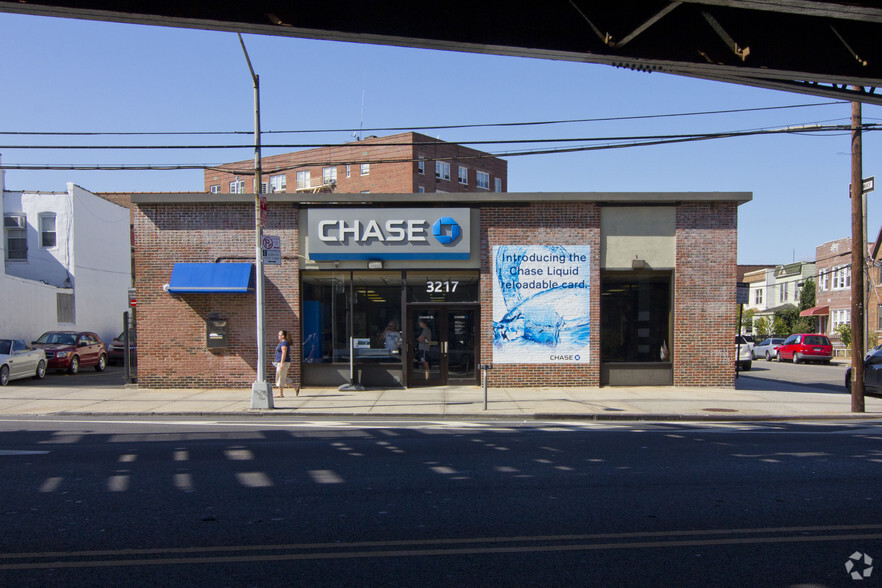 3217 Westchester Ave, Bronx, NY for sale - Primary Photo - Image 1 of 1