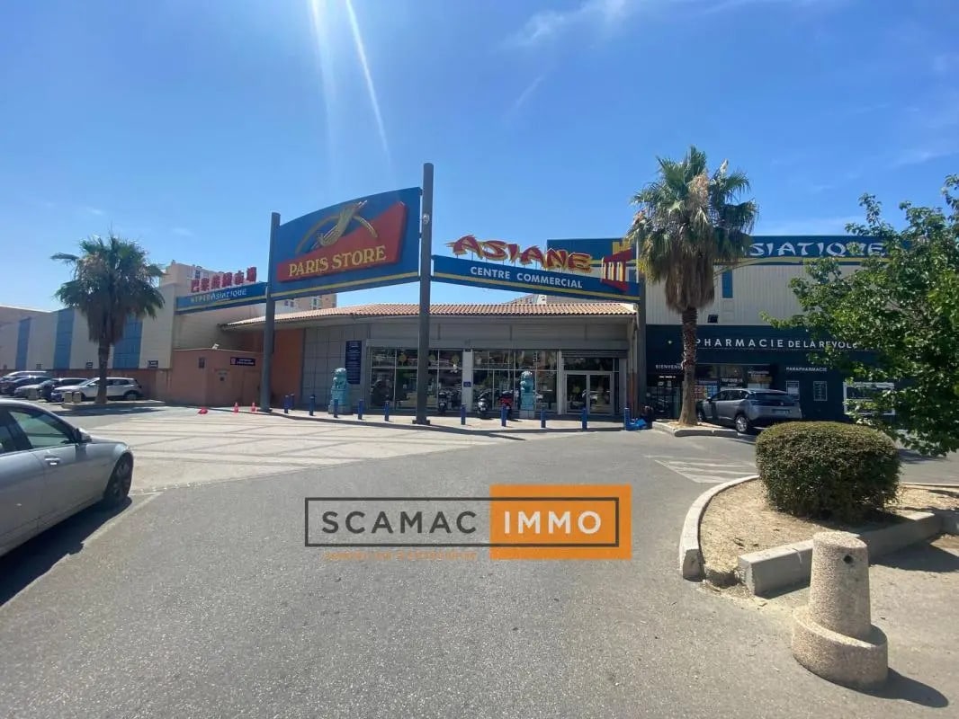 Retail in Marseille to rent Building Photo- Image 1 of 6