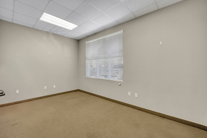 1804 Owen Ct, Mansfield, TX for rent - Building Photo - Image 3 of 50