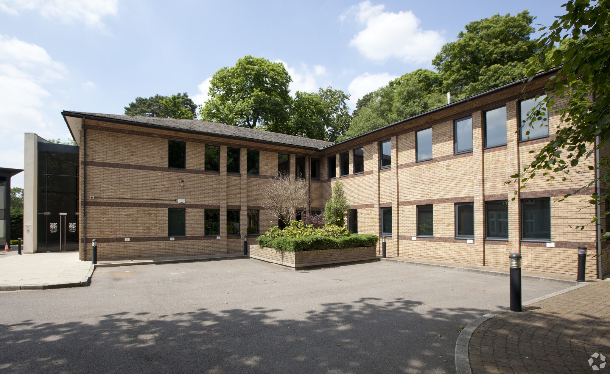 Lily Hill Rd, Bracknell for sale Building Photo- Image 1 of 1