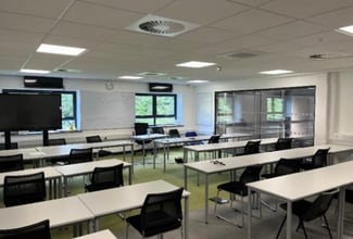 Spire Rd, Washington to rent Interior Photo- Image 2 of 4