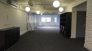 1727-1731 London Rd, Leigh On Sea to rent Interior Photo- Image 2 of 2