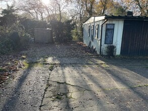 57 Broomfield Dr, Fordingbridge to rent Interior Photo- Image 2 of 11