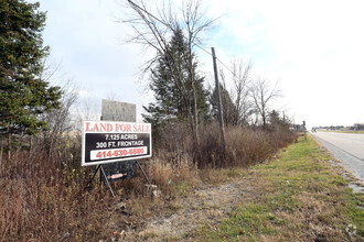 9926 S 27th, Oak Creek, WI for sale Building Photo- Image 1 of 7