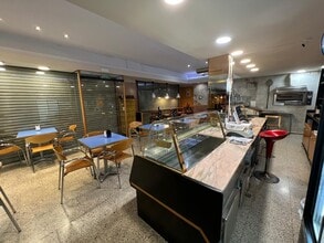 Retail in Sabadell, Barcelona to rent Interior Photo- Image 2 of 13