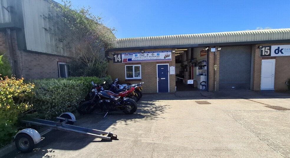 Sanders Rd, Bromsgrove to rent - Building Photo - Image 1 of 1