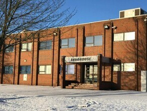 Birch Ln, Aldridge to rent Building Photo- Image 1 of 2