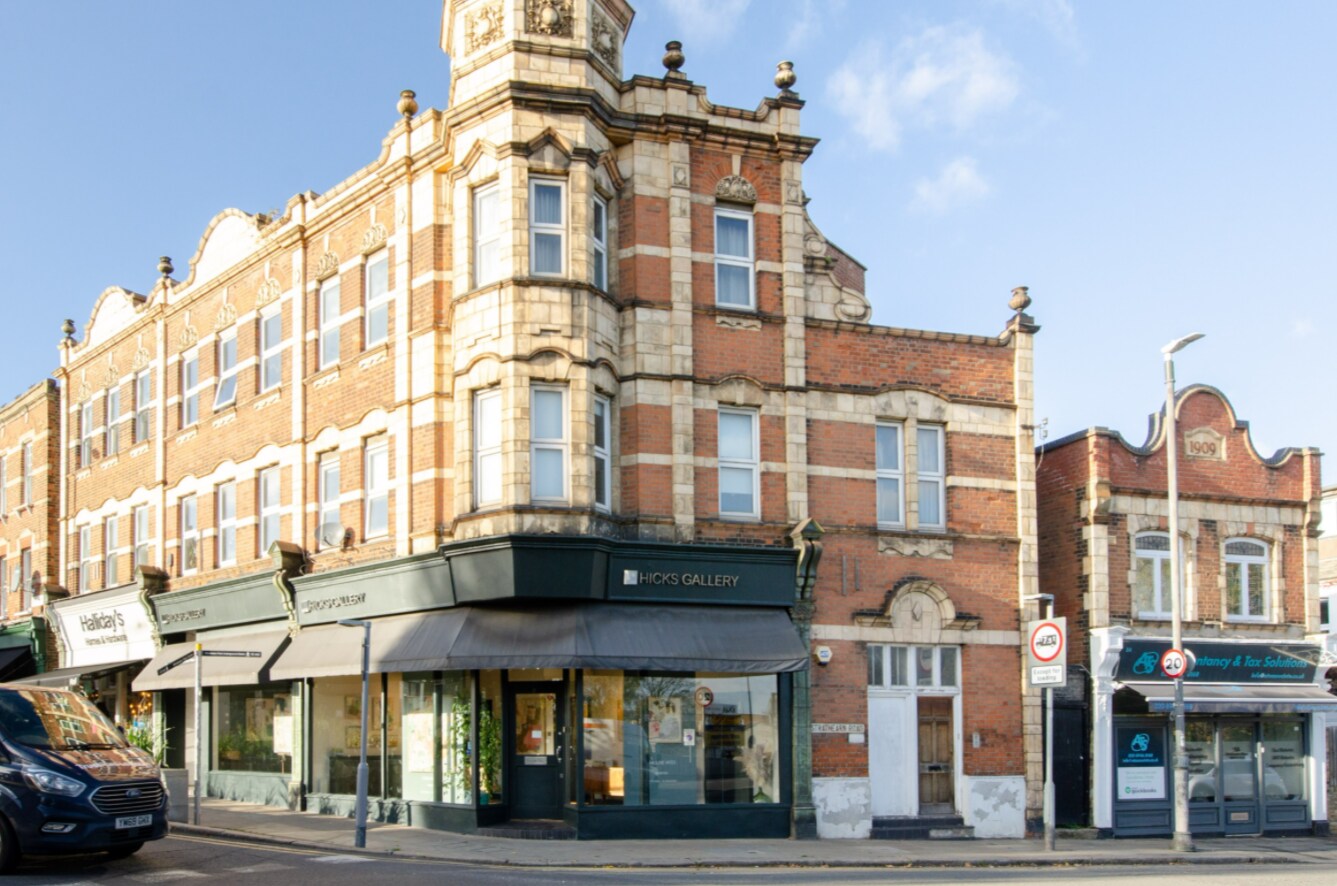 2-4 Leopold Rd, London for sale Primary Photo- Image 1 of 1
