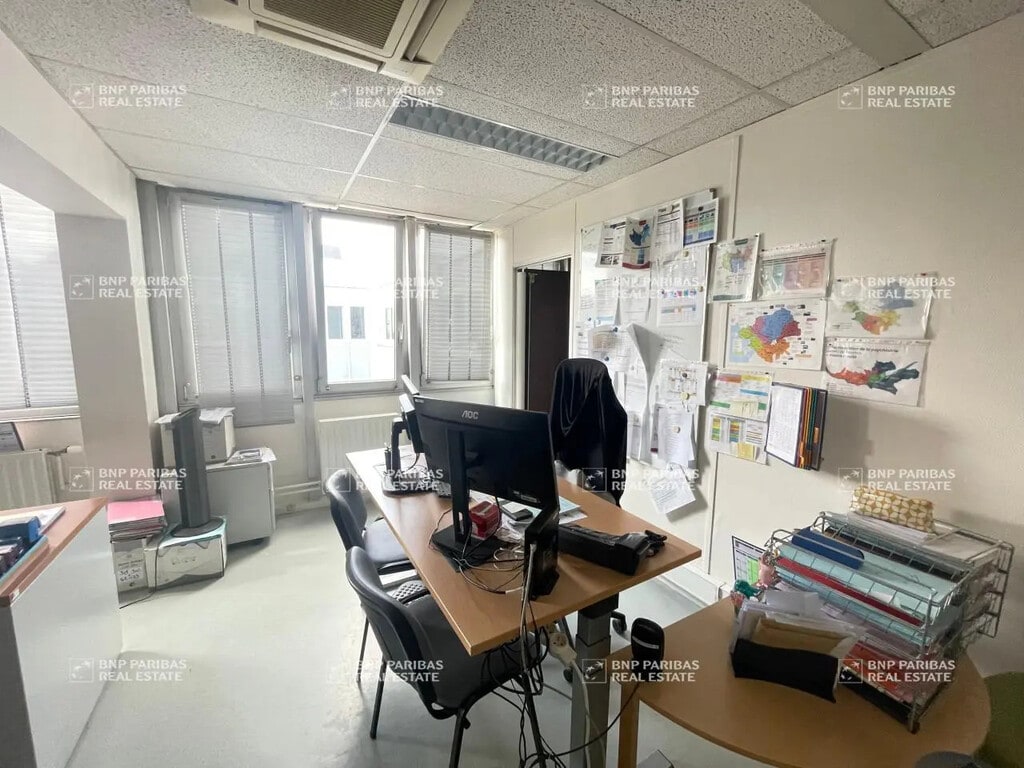 Location Bureaux 211 m² à 498 m² - Photo 1