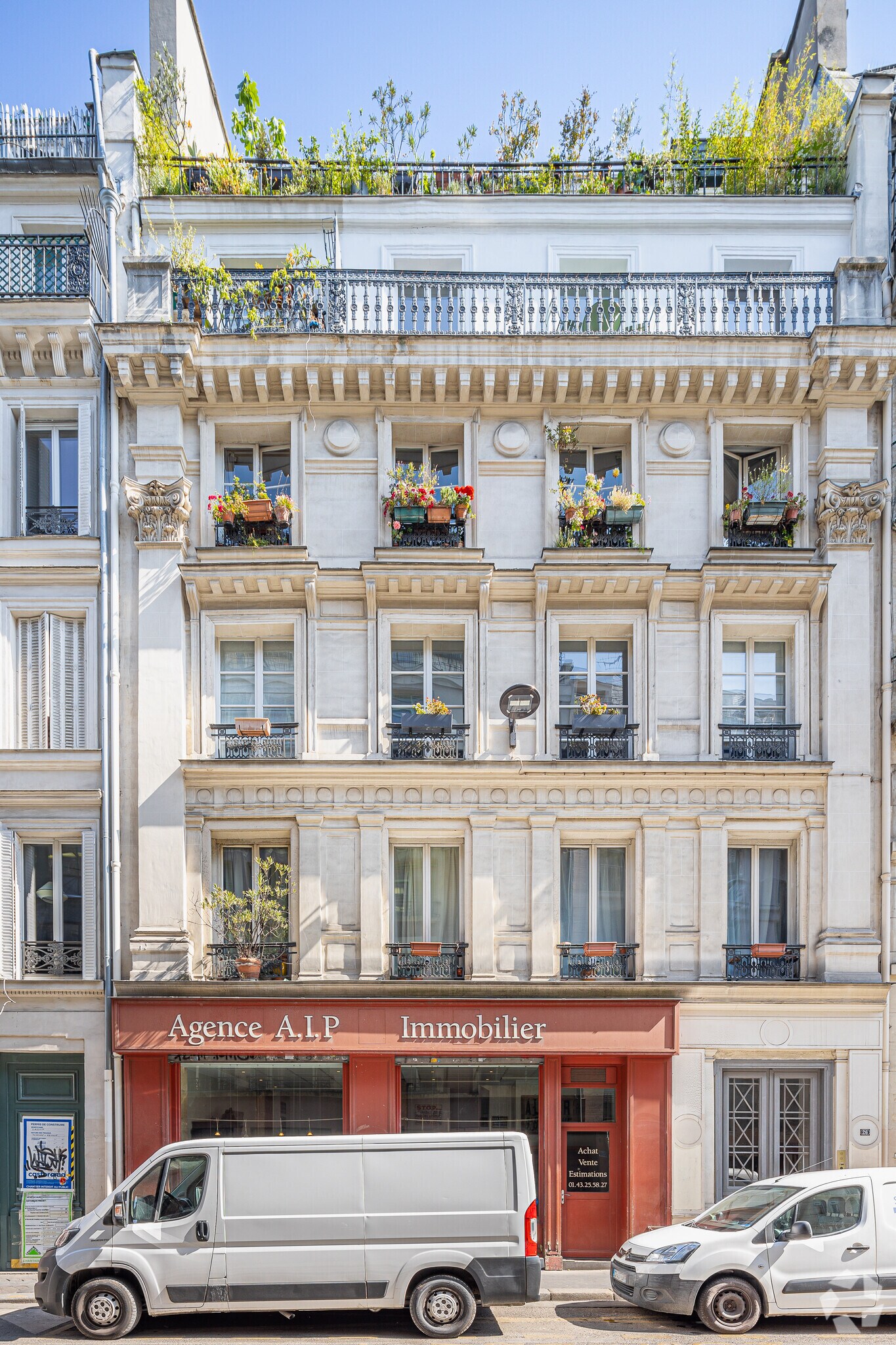 Build-to-Rent in Paris for sale Primary Photo- Image 1 of 10