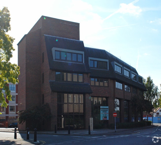 ONE LONDON ROAD portfolio of 2 properties for sale on LoopNet.co.uk - Primary Photo - Image 2 of 2