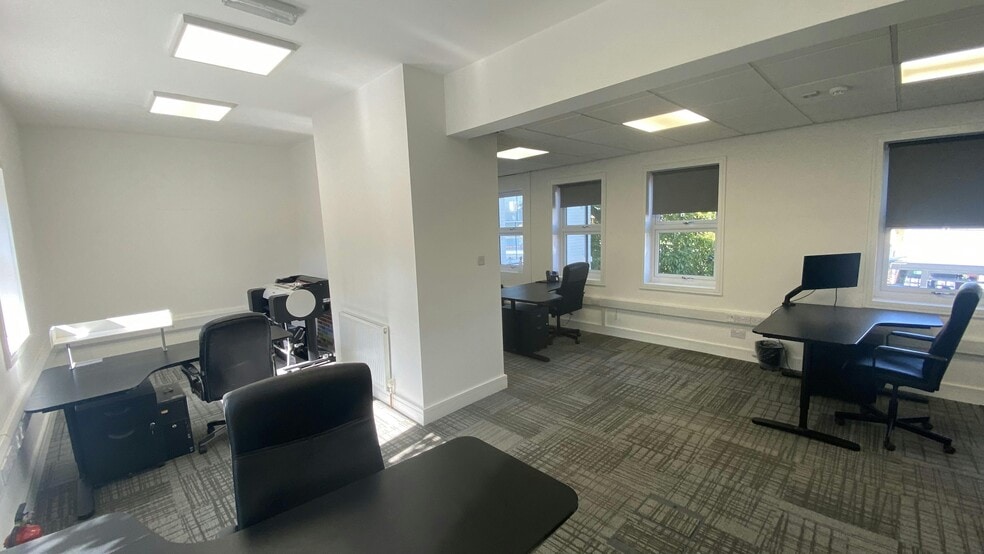 2-4 Hearsall Ln, Coventry to rent - Building Photo - Image 3 of 7