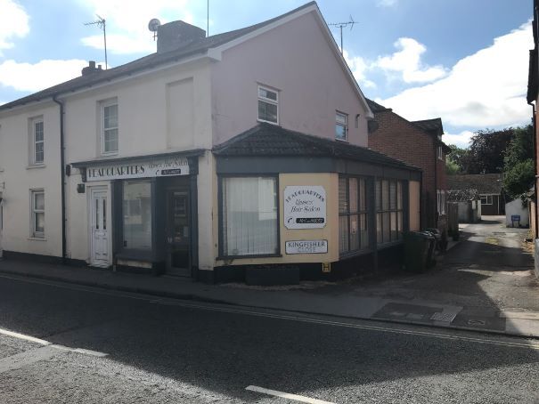 38 London St, Whitchurch for sale Primary Photo- Image 1 of 1