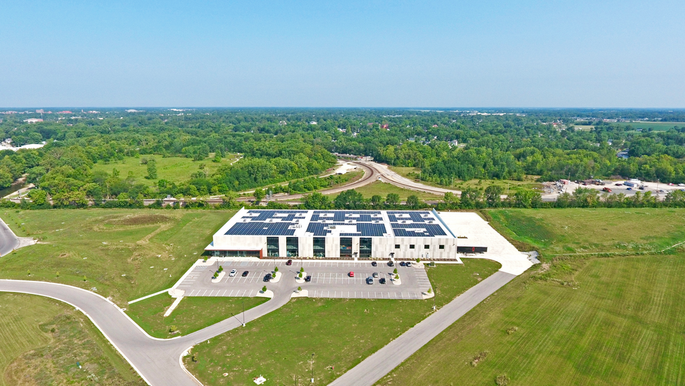 2200 E Bunch Blvd, Muncie, IN for rent - Aerial - Image 3 of 24