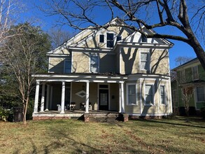 320 Oakland Ave, Rock Hill, SC for sale Primary Photo- Image 1 of 17