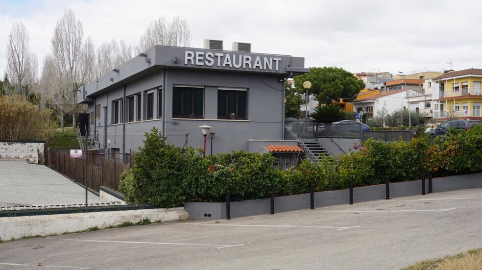 Retail in La Roca del Vallès, Barcelona for sale - Building Photo - Image 2 of 15