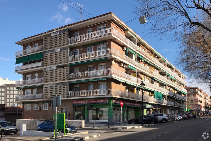 Avenida del Ejército, 42, Arganda del Rey, Madrid to rent - Building Photo - Image 2 of 2