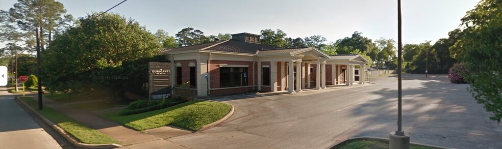 1303 N Mound St, Nacogdoches, TX for rent - Building Photo - Image 1 of 43