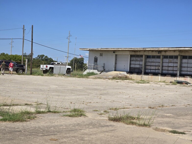 1306 I-35 Interstate Frontage 76240, Gainesville, TX for sale - Building Photo - Image 3 of 14