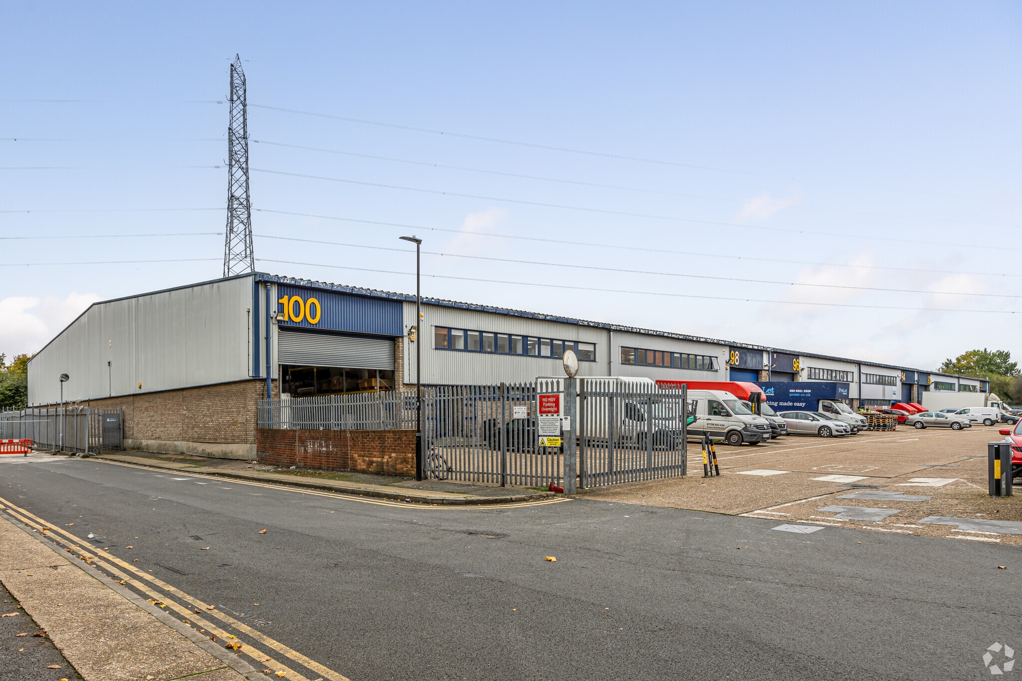 90-100 Roding Rd, London to rent Primary Photo- Image 1 of 4