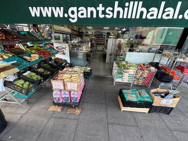 More details for 9 Woodford Ave, Ilford - Retail for Sale