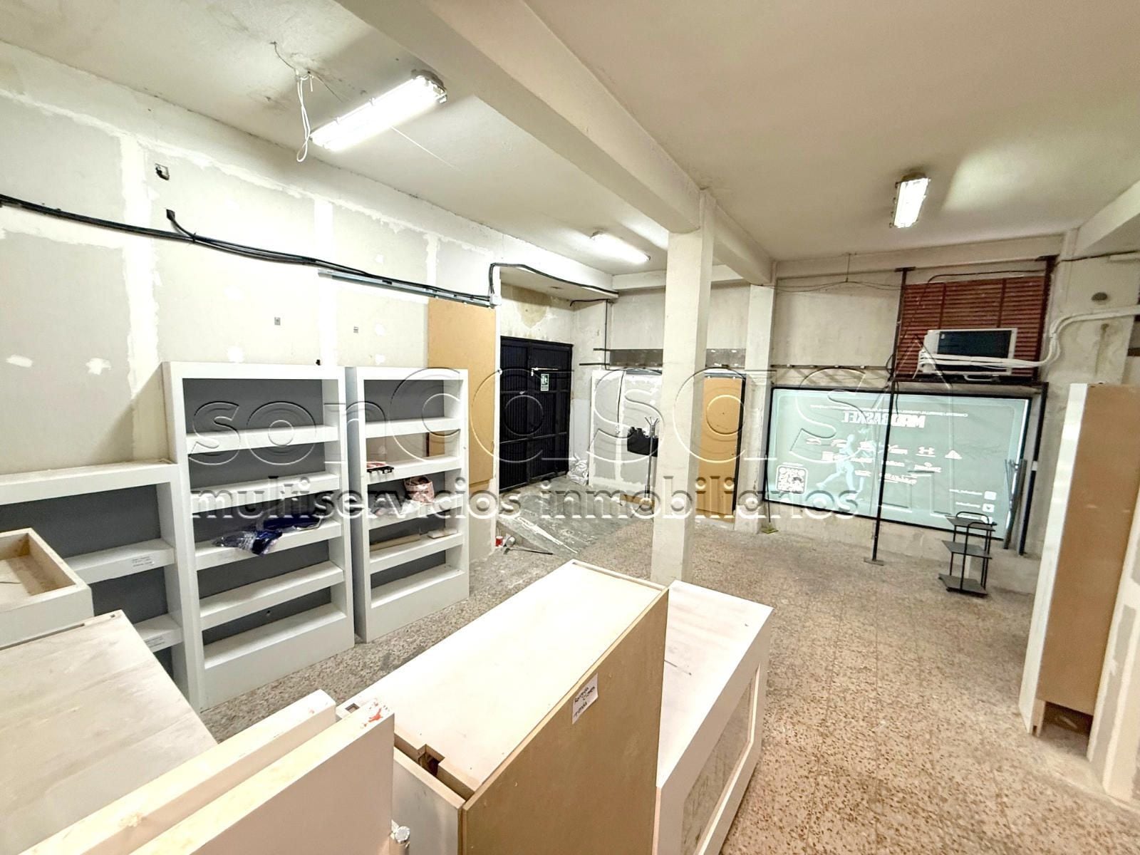 Retail in Madrid, Madrid to rent Interior Photo- Image 1 of 10