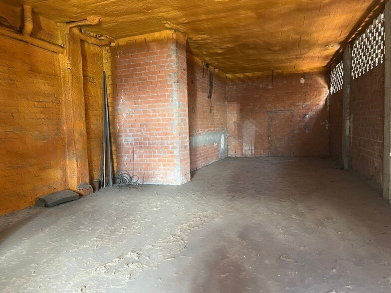 Victoria, 33, Valladolid, Valladolid for sale - Building Photo - Image 2 of 21