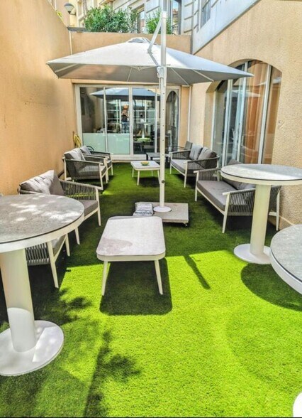Rue Des Allumettes, Aix-en-Provence for sale - Building Photo - Image 3 of 20