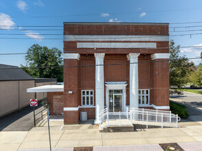 36 W Railroad Ave, Jamesburg, NJ for rent Building Photo- Image 1 of 15