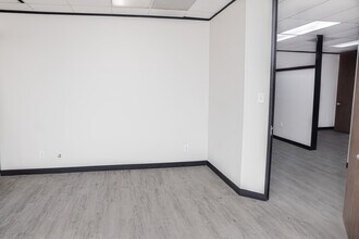 15603 Kuykendahl Rd, Houston, TX to rent Interior Photo- Image 2 of 4