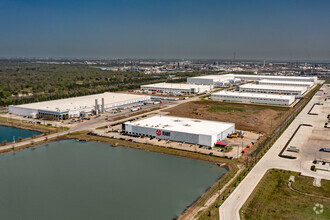 10565 Red Bluff Rd, Pasadena, TX - AERIAL  map view - Image1