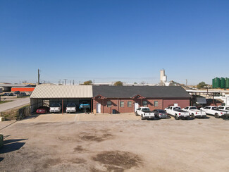 More details for 1732 E Hicks Field Rd, Fort Worth, TX - Industrial for Rent